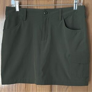 Eddie Bauer Dark Olive Skort, Size 6